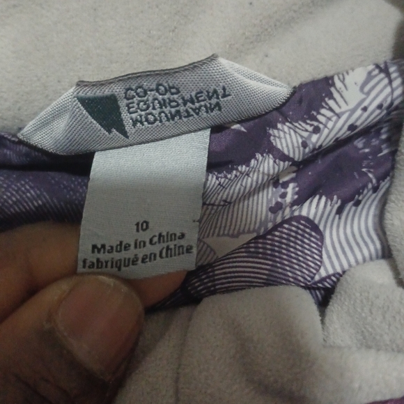 Great condition, purple and pink girl size 10 winter Jacket - Picture 11 of 12